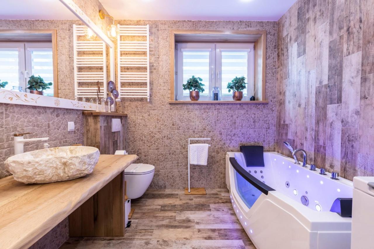 Ferienwohnung Bunia W Zakopanem Z Jacuzzi Exterior foto