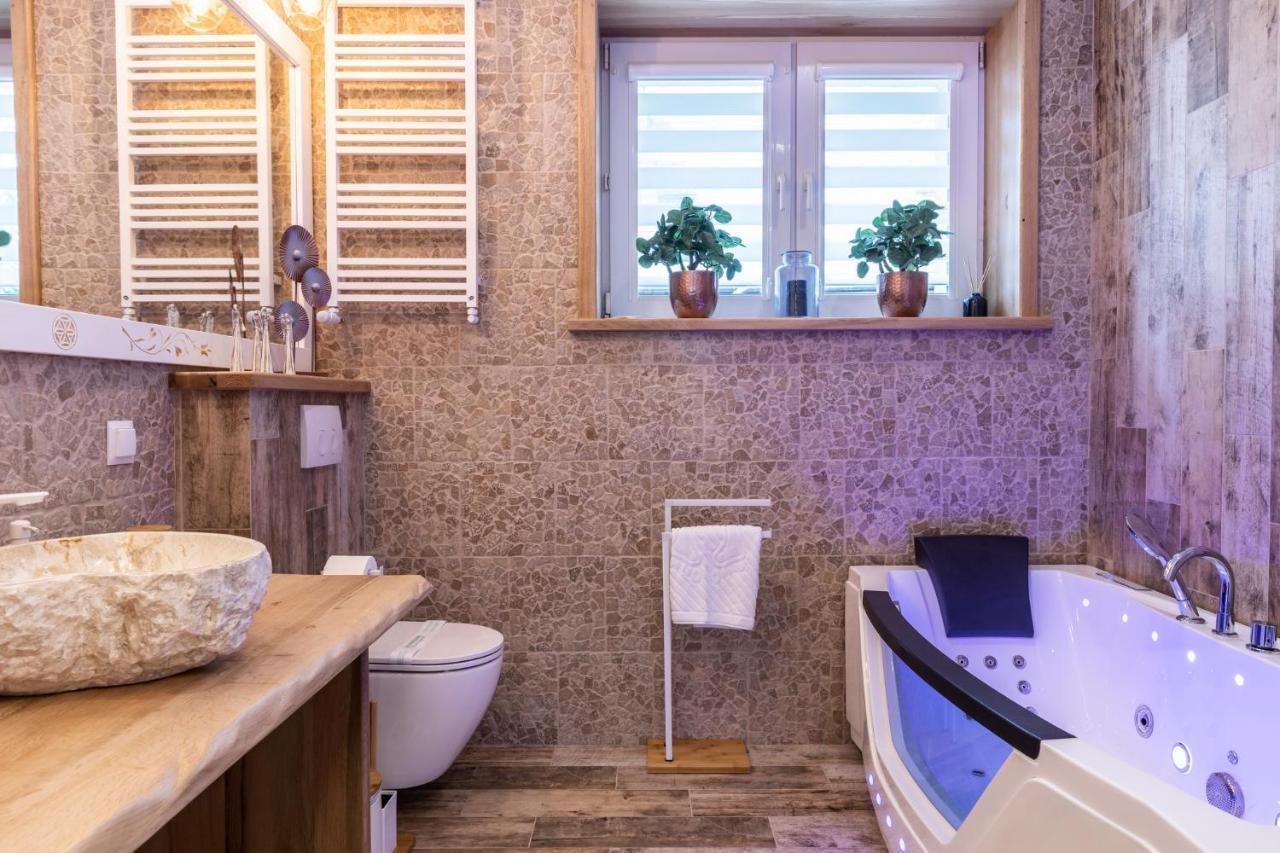 Ferienwohnung Bunia W Zakopanem Z Jacuzzi Exterior foto