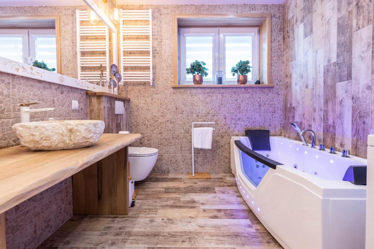 Ferienwohnung Bunia W Zakopanem Z Jacuzzi Exterior foto