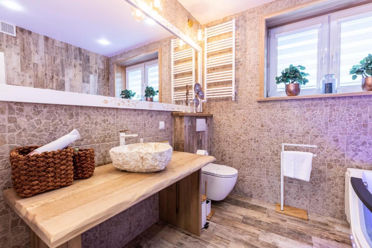 Ferienwohnung Bunia W Zakopanem Z Jacuzzi Exterior foto